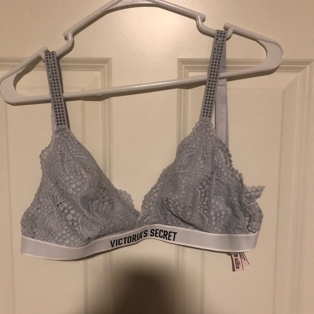 Gray Victoria’s Secret bralette